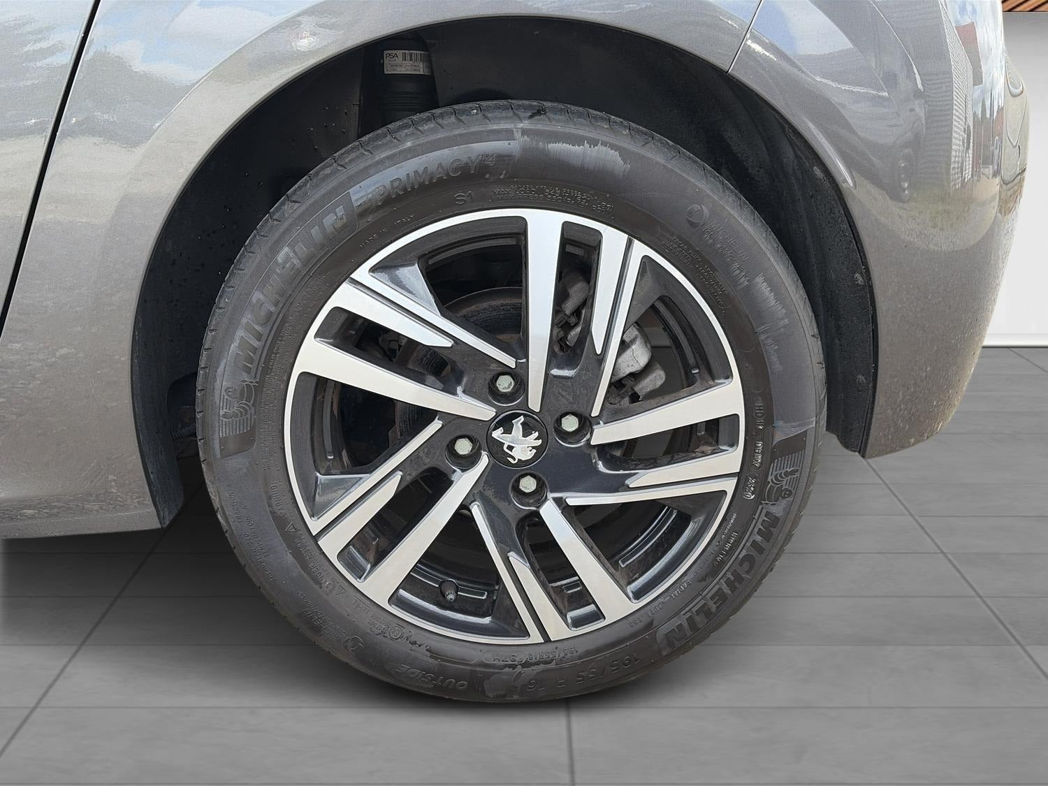 undefined Peugeot 208 fra 2020