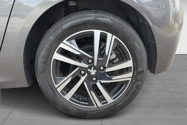undefined Peugeot 208 fra 2020