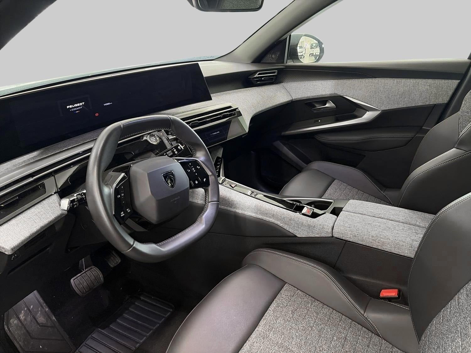 undefined Peugeot e-5008 fra 2025