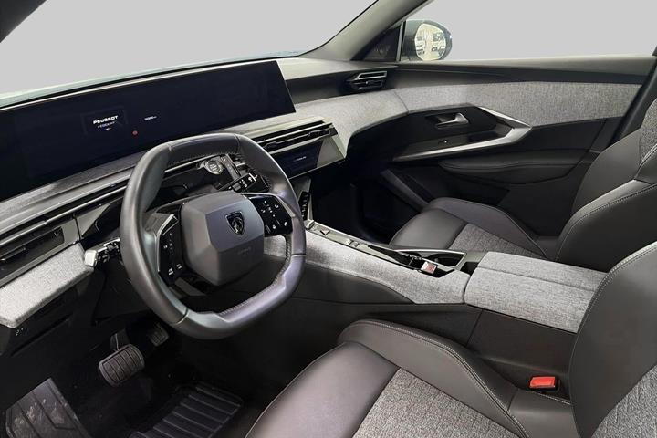 undefined Peugeot e-5008 fra 2025