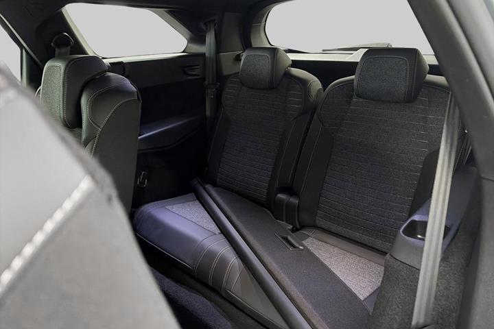 undefined Peugeot e-5008 fra 2025