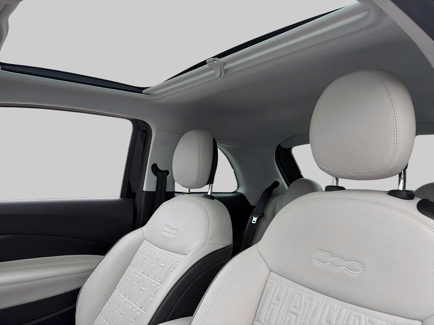Sort Fiat 500e fra 2023