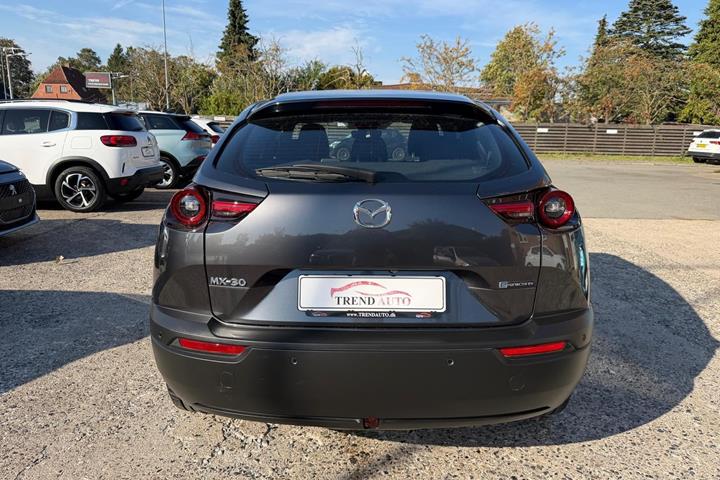 Grå Mazda MX-30 fra 2024