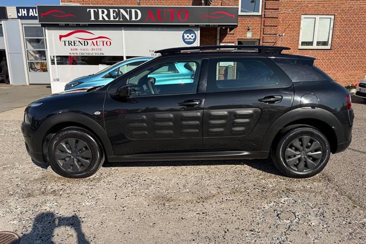 Sort Citroën C4 Cactus fra 2017