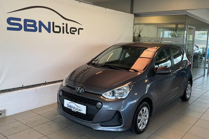 Grå Hyundai i10 fra 2018