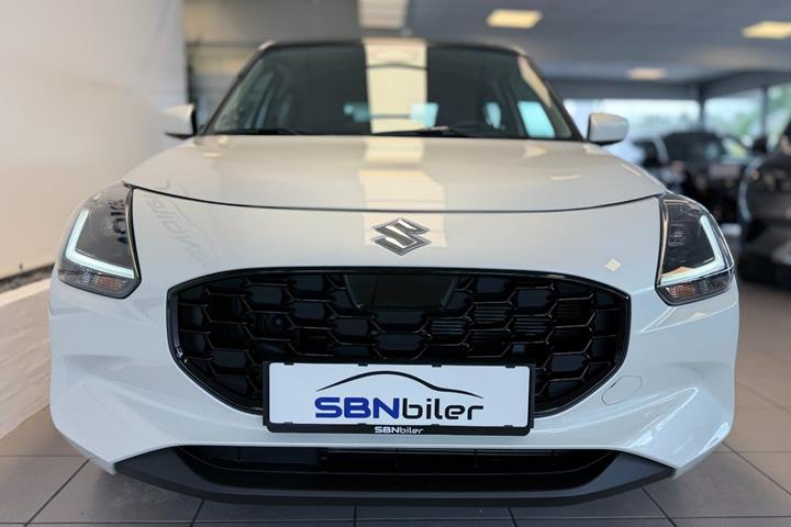 Hvid Suzuki Swift fra 2024