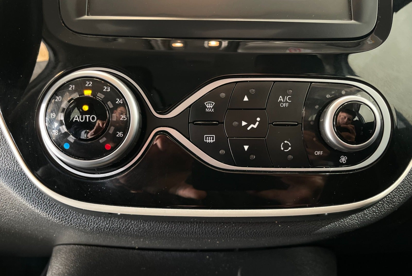 Hvid Renault Captur fra 2019