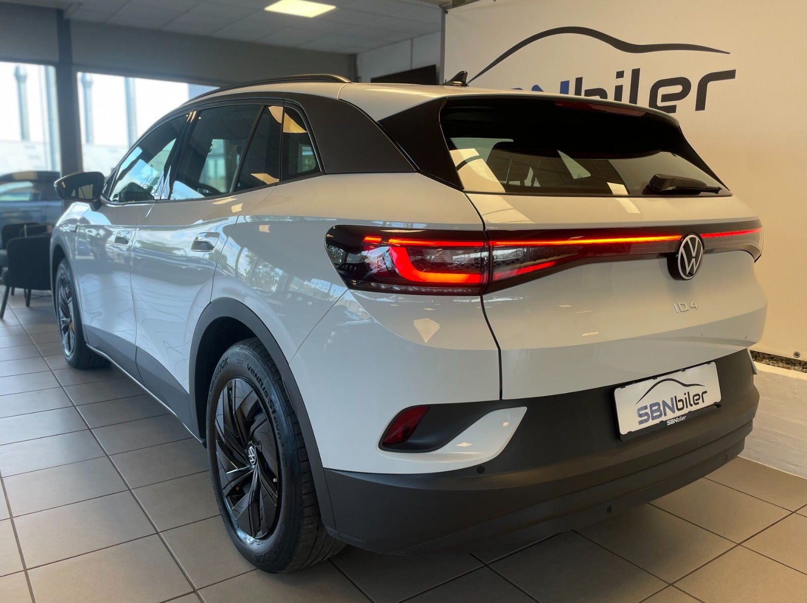 Hvid VW ID.4 fra 2023