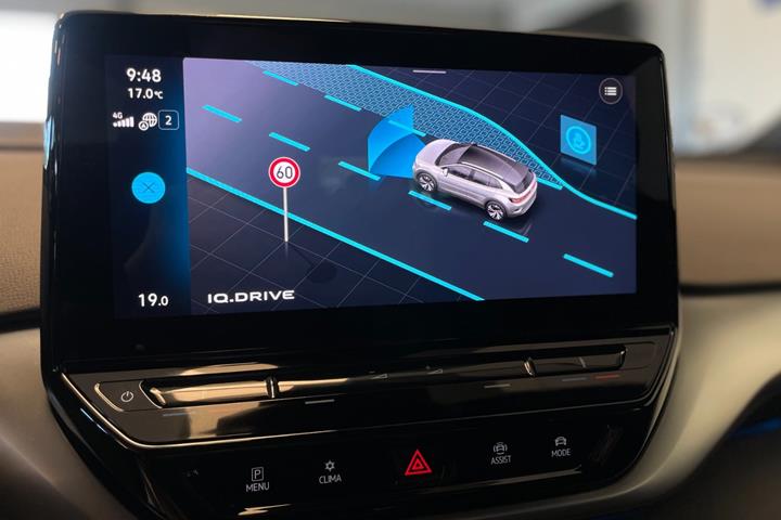 Hvid VW ID.4 fra 2023