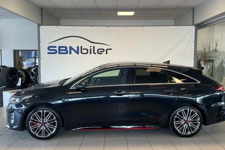 Sort Kia ProCeed fra 2020
