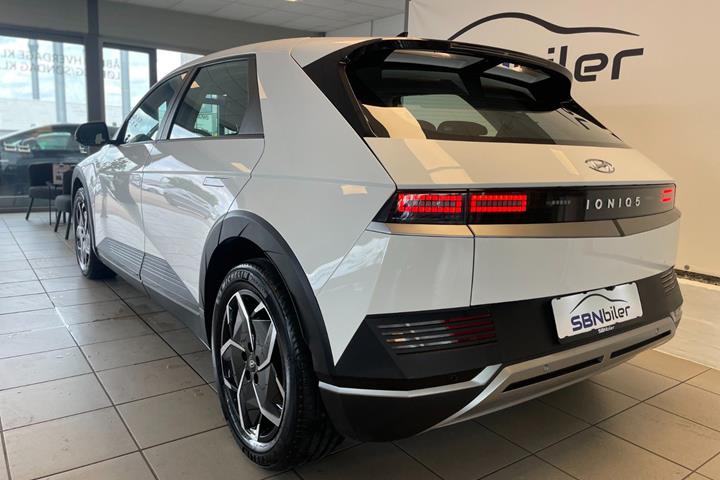 Hvid Hyundai Ioniq 5 fra 2023