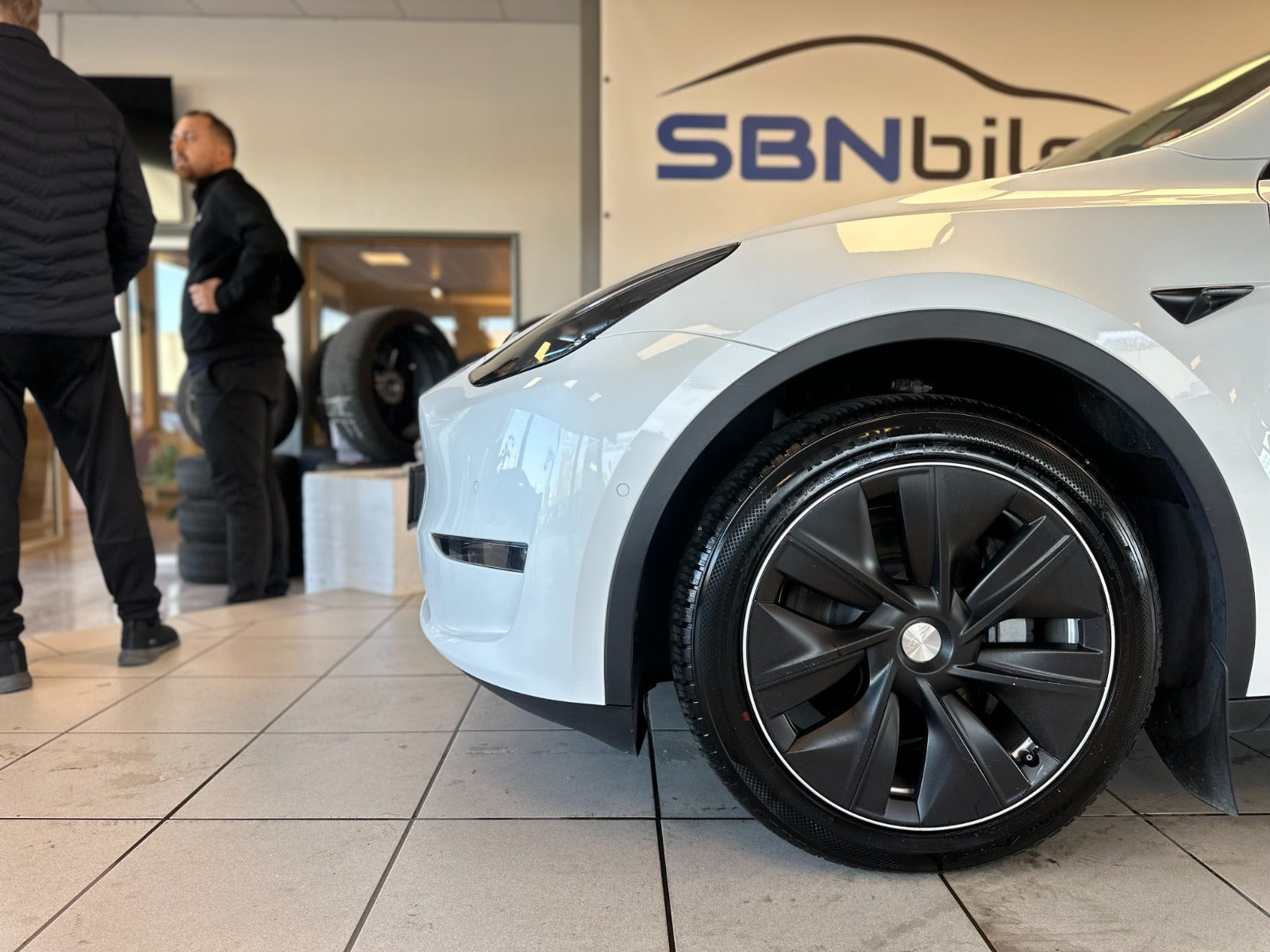 undefined Tesla Model Y fra 2023