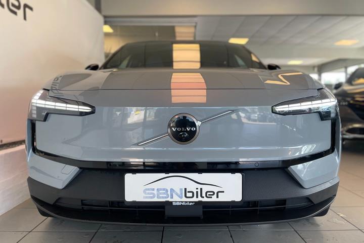 Grå Volvo EX30 fra 2024