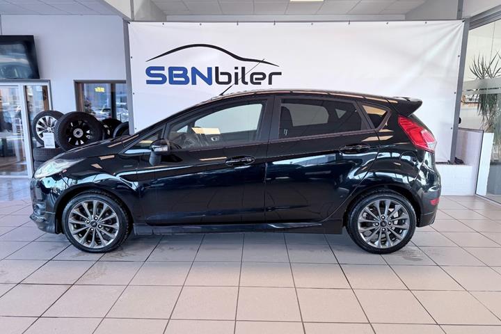 Sort Ford Fiesta fra 2018