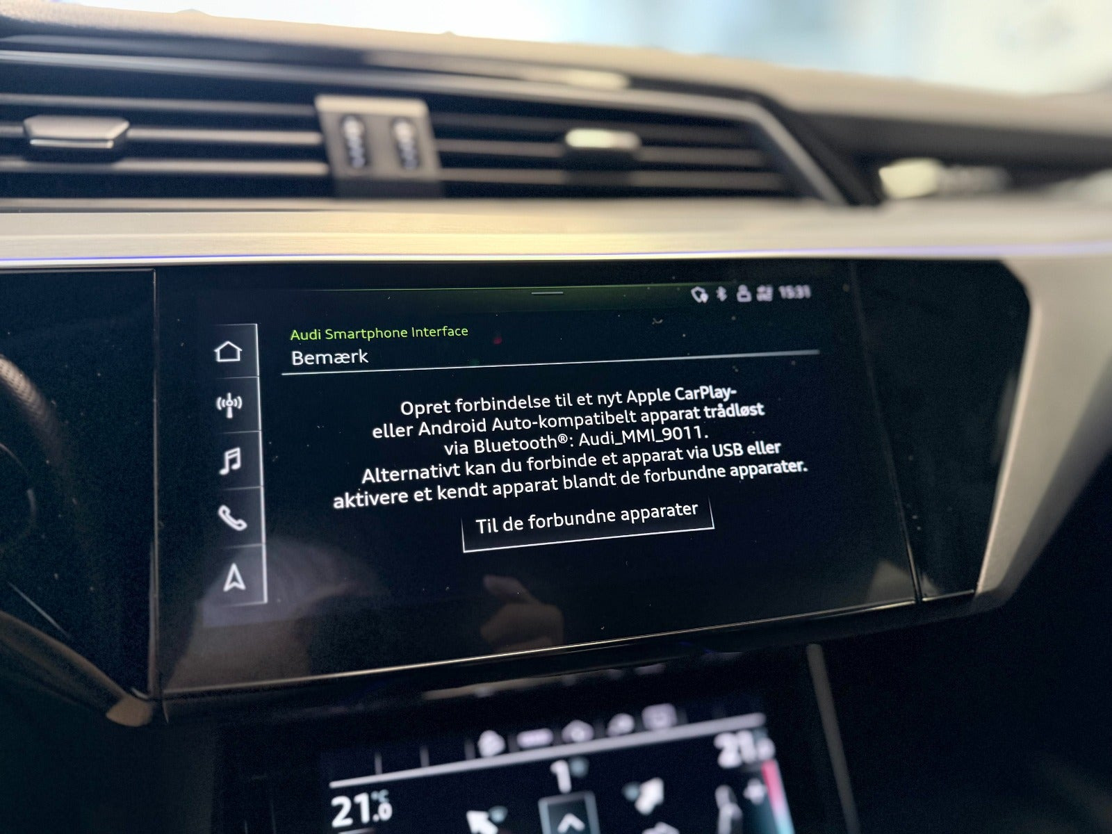 Blå Audi e-tron fra 2022