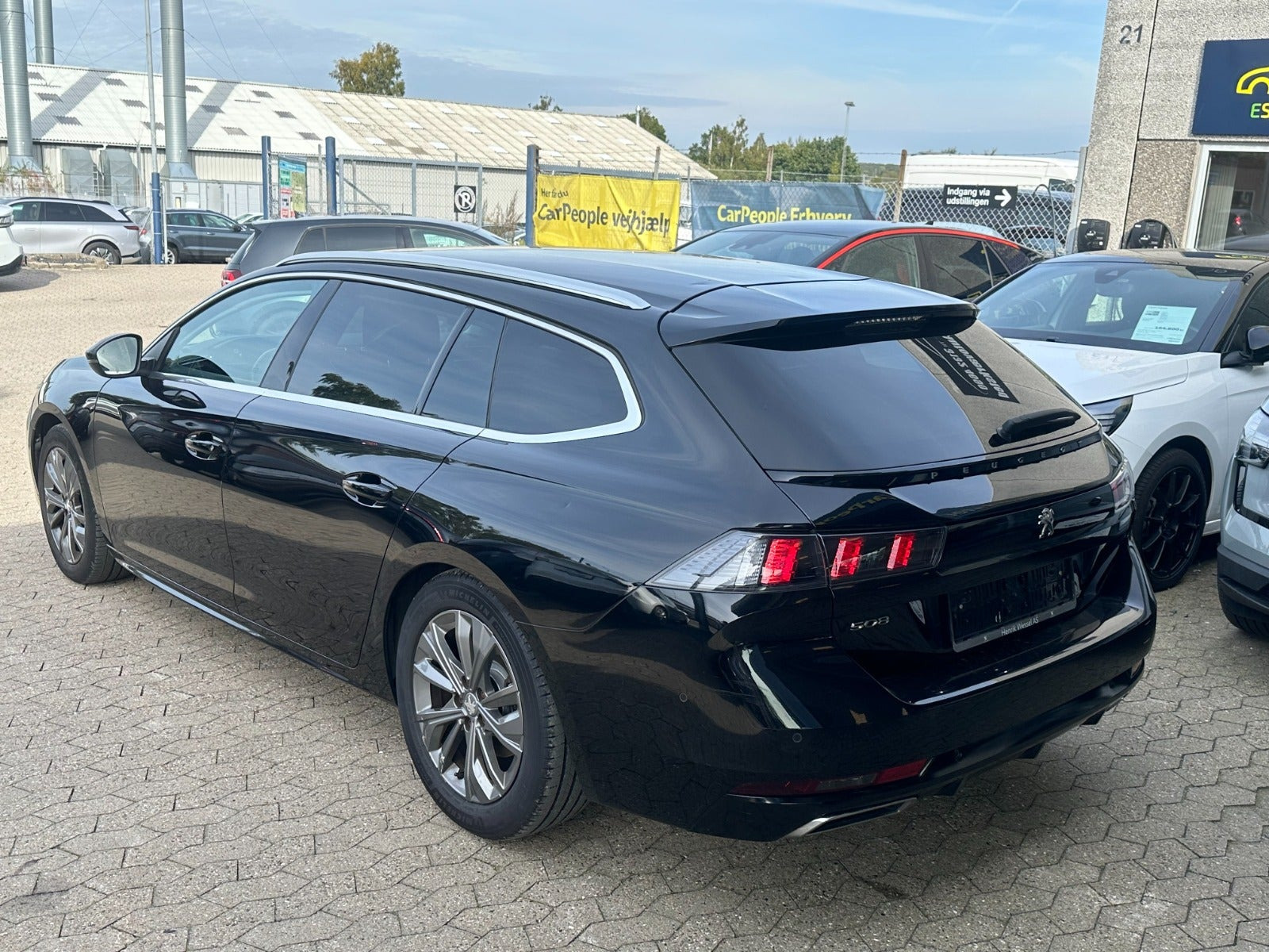 Sort Peugeot 508 fra 2020
