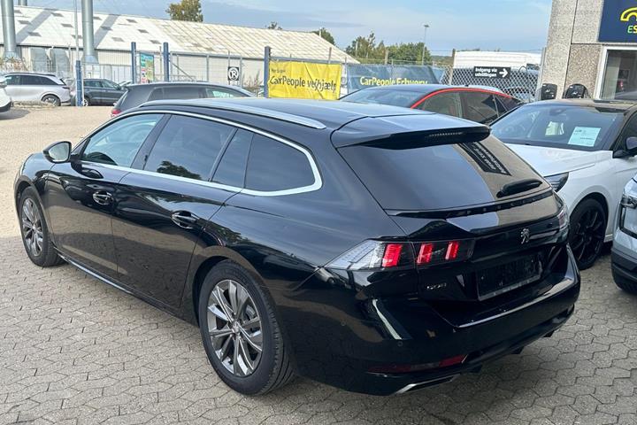Sort Peugeot 508 fra 2020