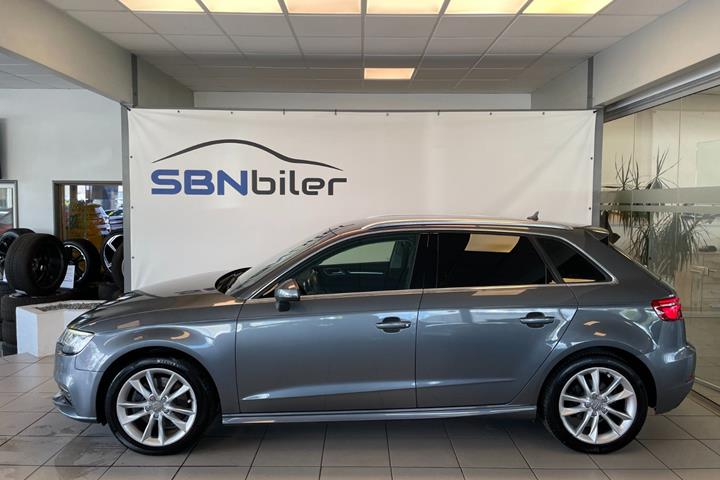 Grå Audi A3 fra 2018