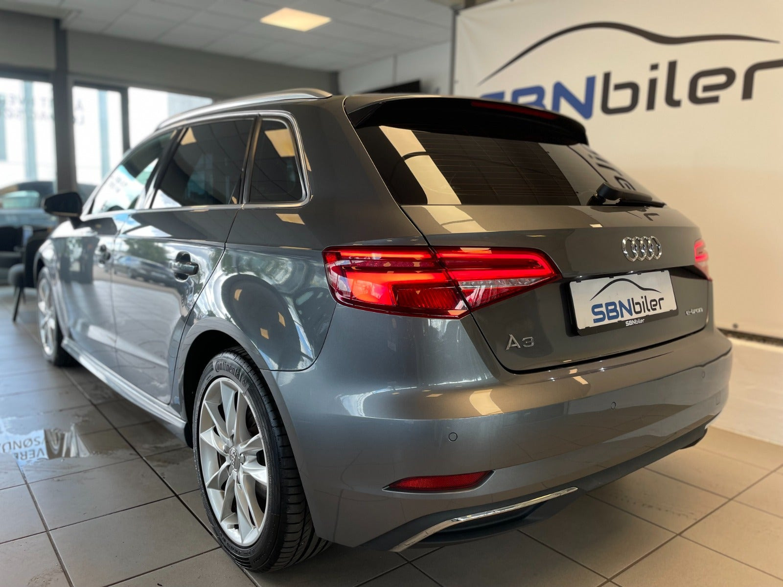 Grå Audi A3 fra 2018