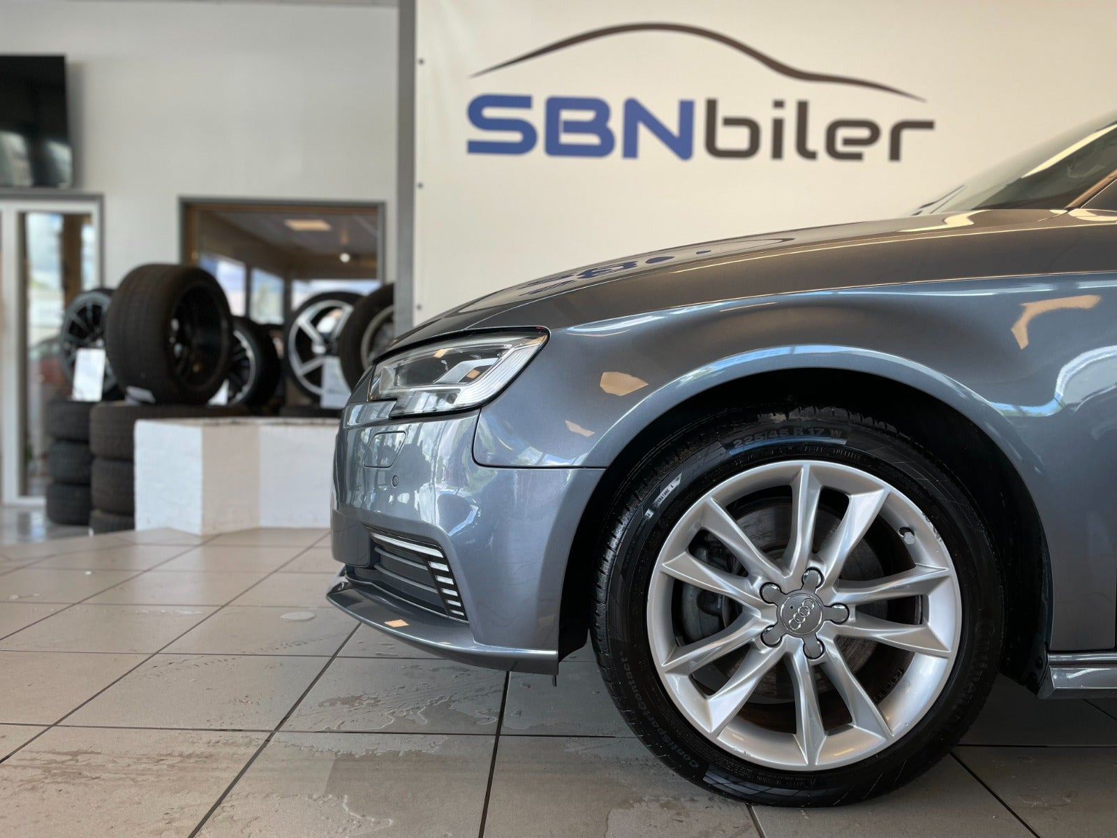 Grå Audi A3 fra 2018