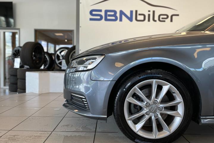Grå Audi A3 fra 2018