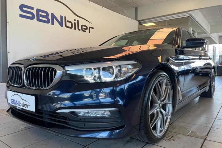 Blå BMW 520d fra 2017