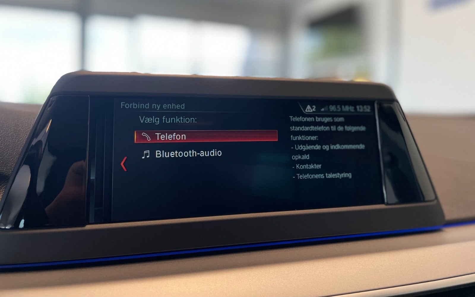 Blå BMW 520d fra 2017