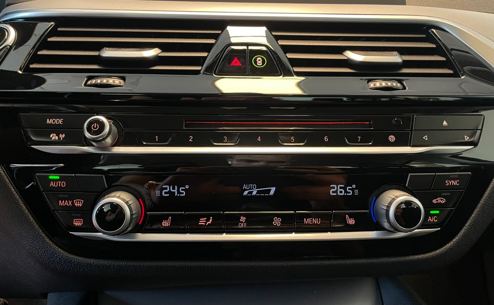 Blå BMW 520d fra 2017
