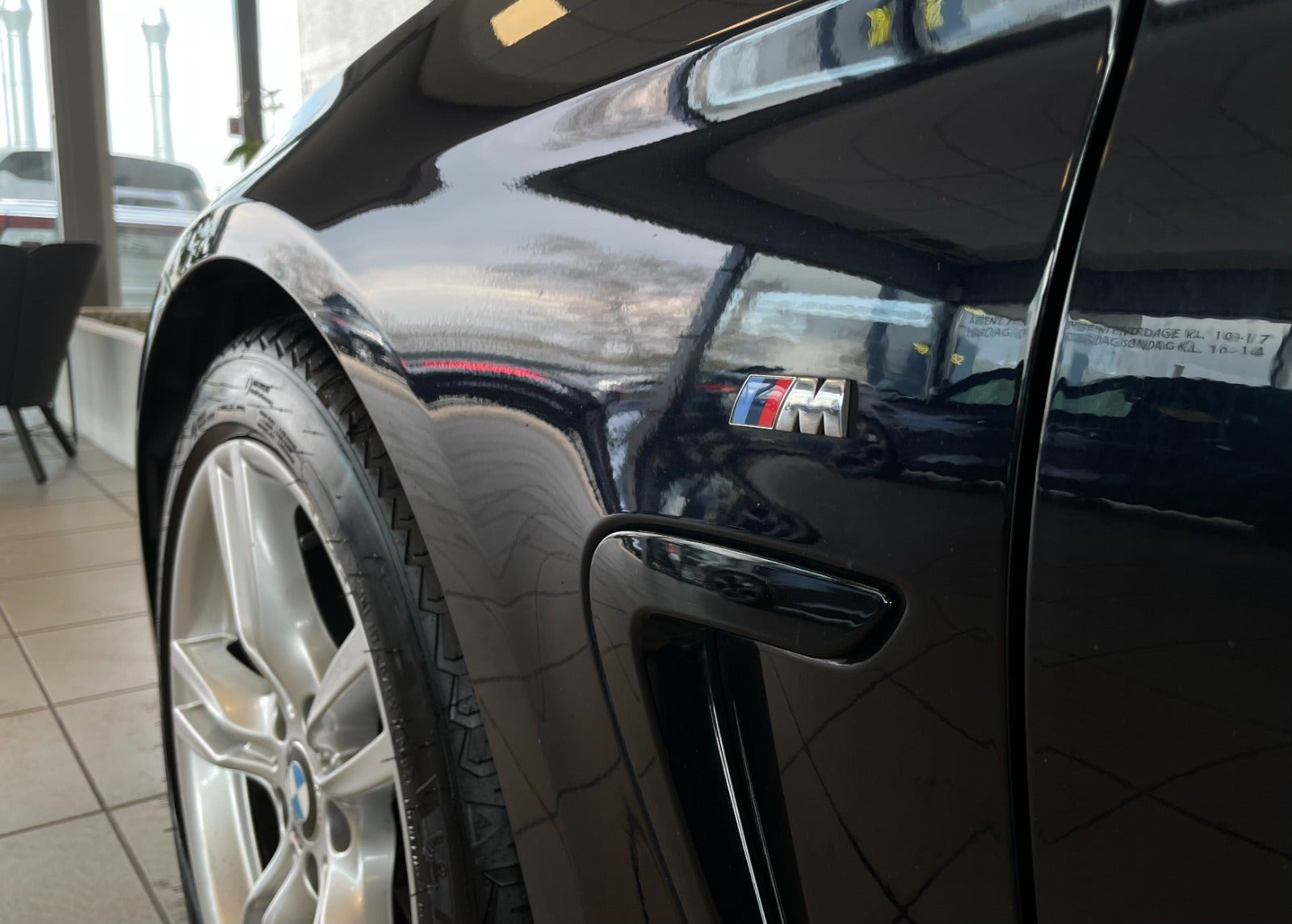 Blå BMW 430i fra 2019