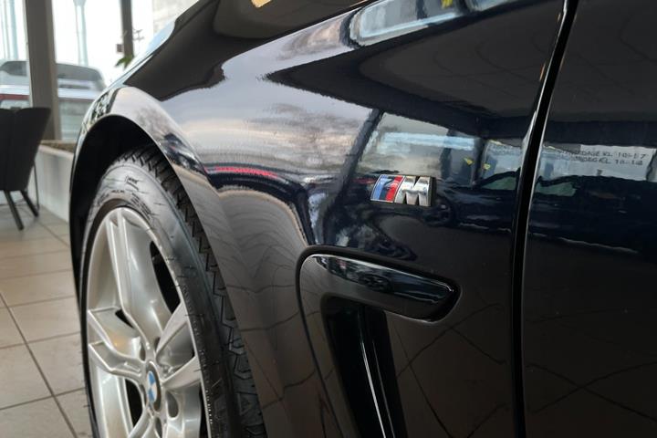 Blå BMW 430i fra 2019