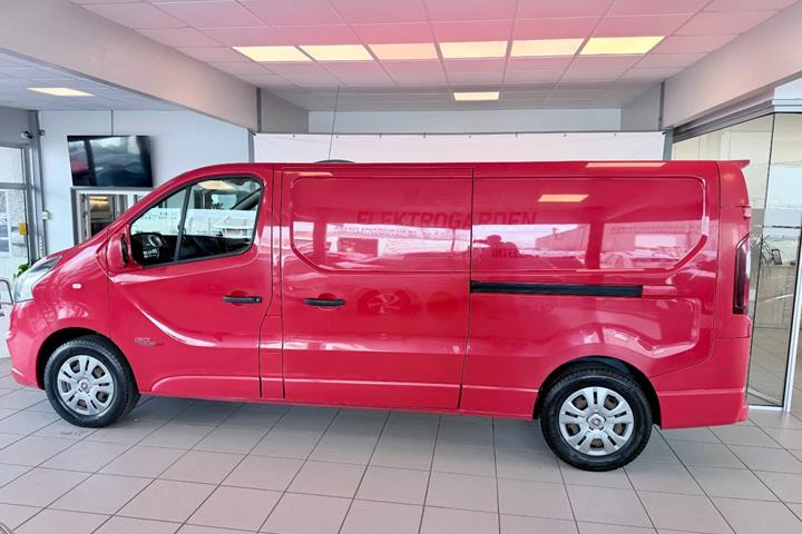 Rød Fiat Talento fra 2019