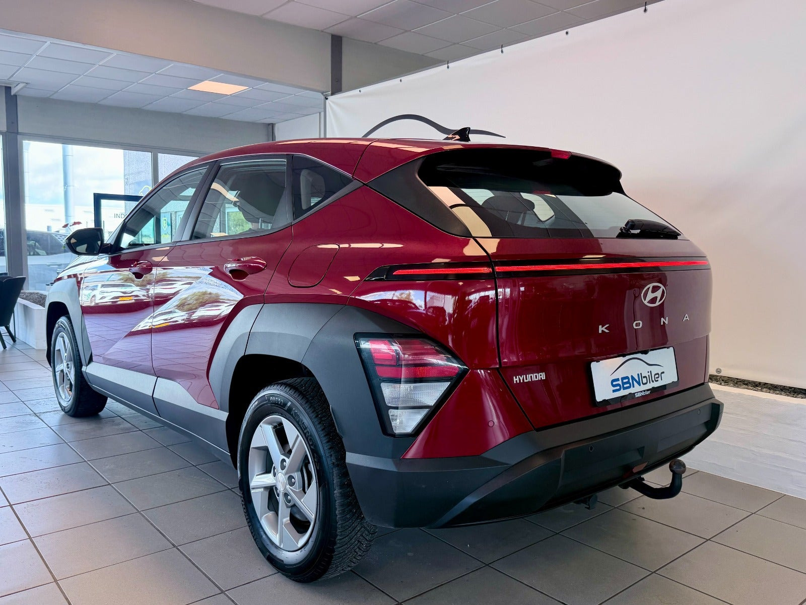 Rød Hyundai Kona fra 2024