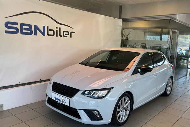 Hvid Seat Ibiza fra 2022