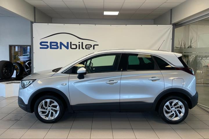 Grå Opel Crossland X fra 2020