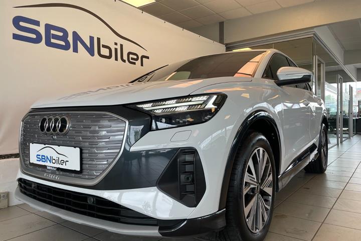 Hvid Audi Q4 e-tron fra 2024