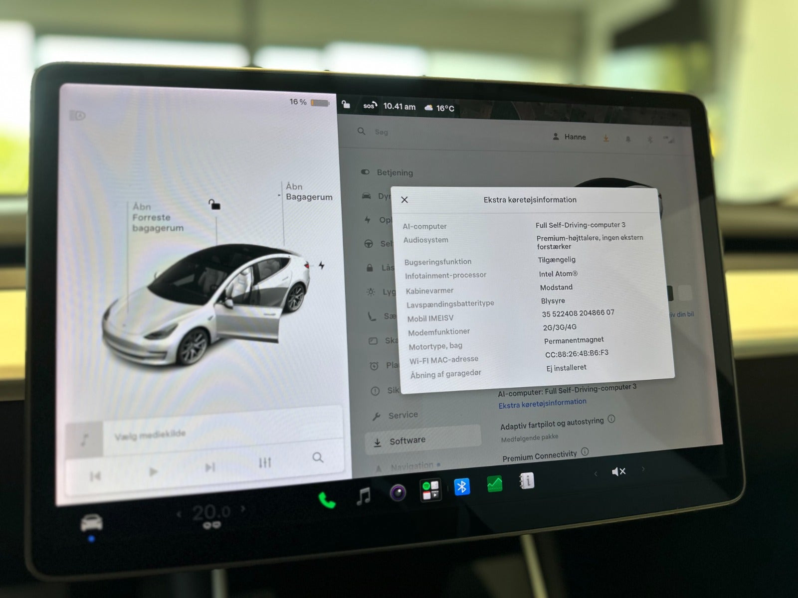 Hvid Tesla Model 3 fra 2020