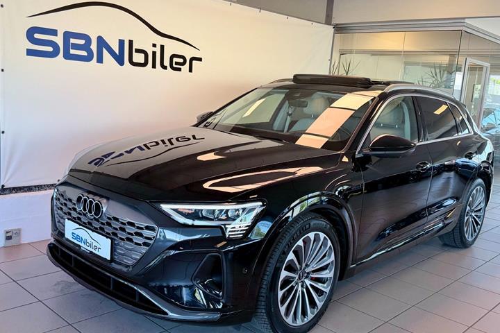 Sort Audi Q8 e-tron fra 2024