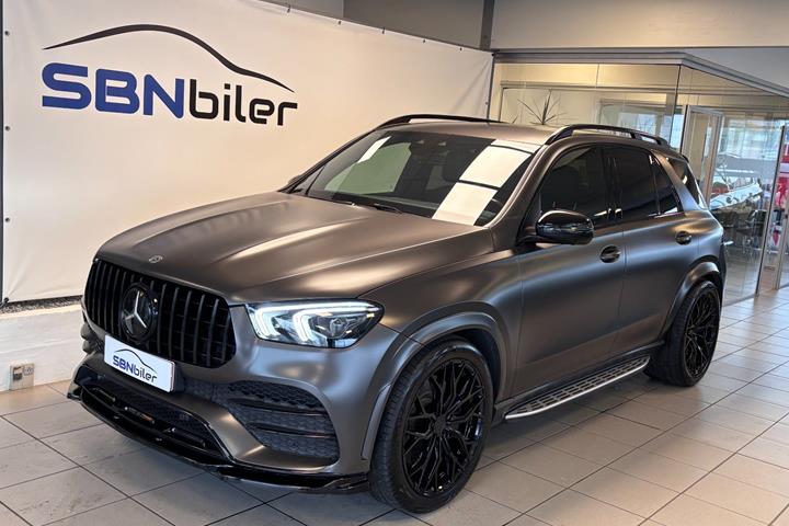 Sort Mercedes GLE450 fra 2019