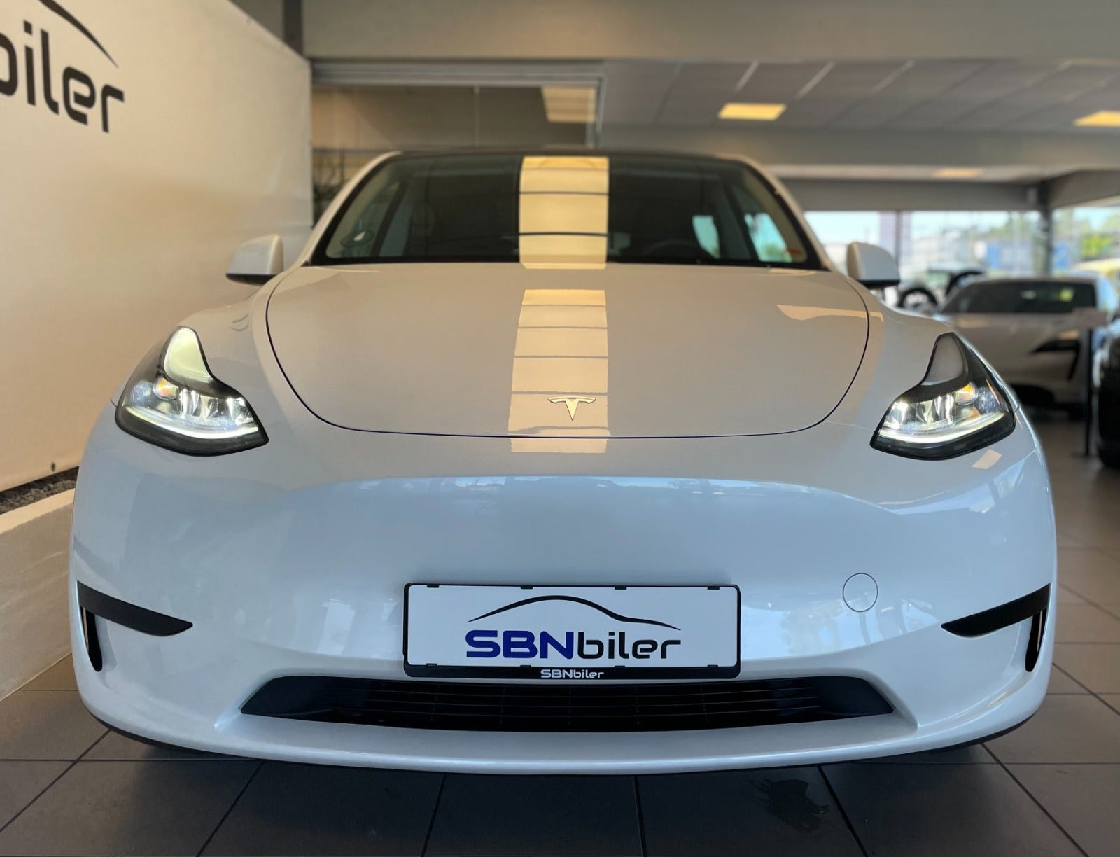undefined Tesla Model Y fra 2024
