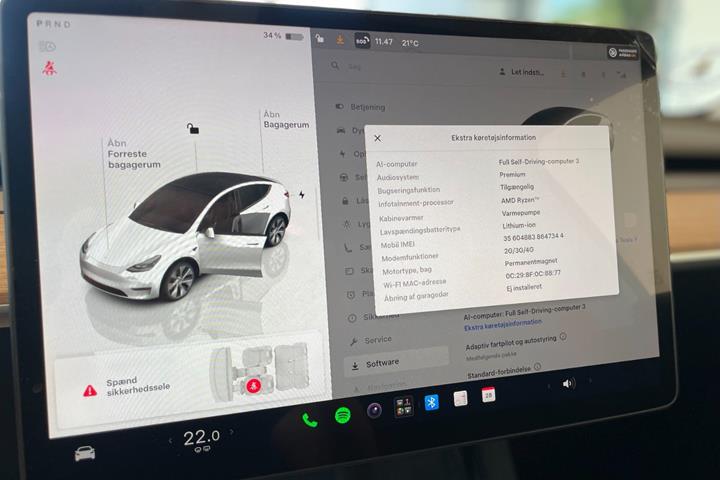 undefined Tesla Model Y fra 2024