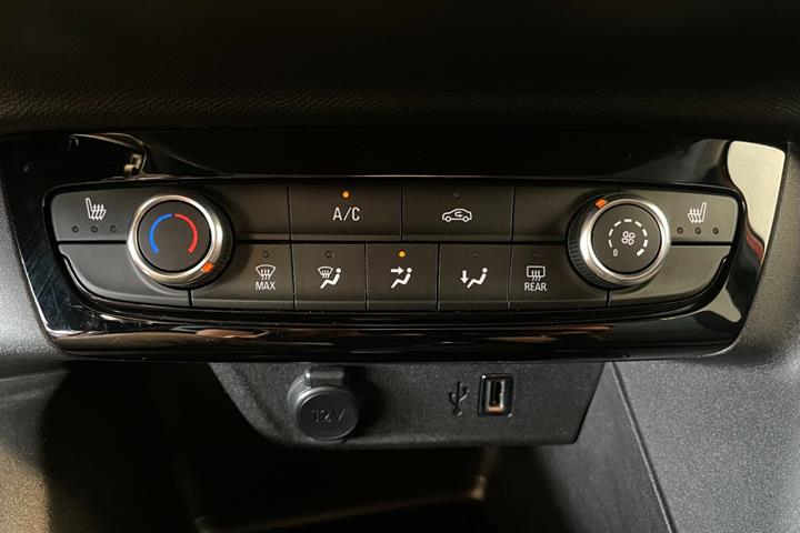 Orange Opel Corsa fra 2021