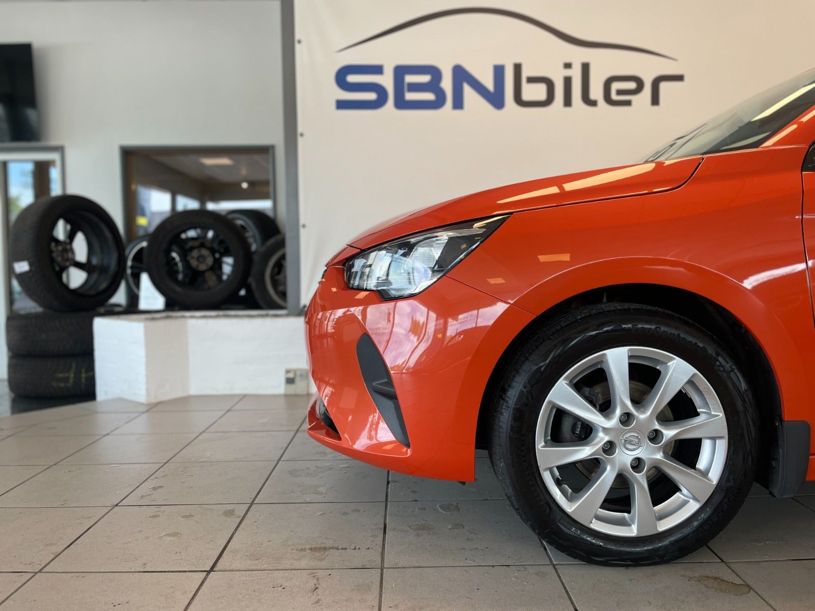 Orange Opel Corsa fra 2021