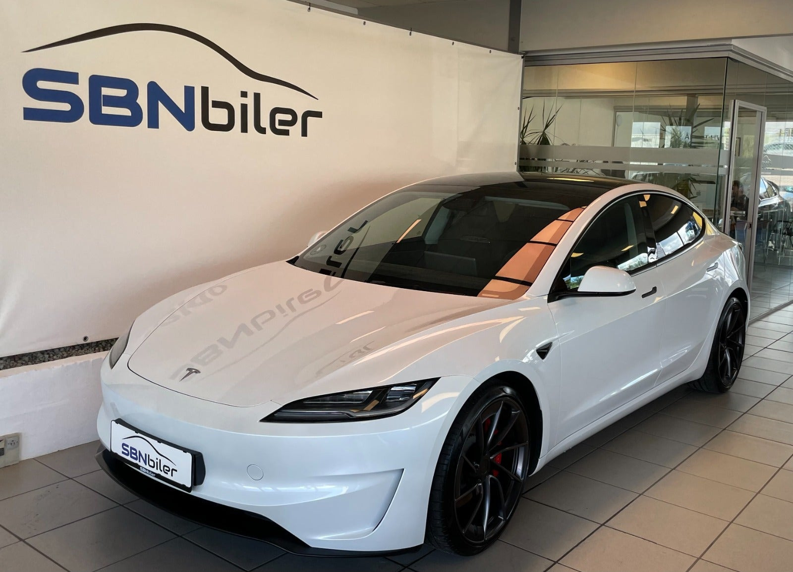 Tesla Model 3 Performance AWD