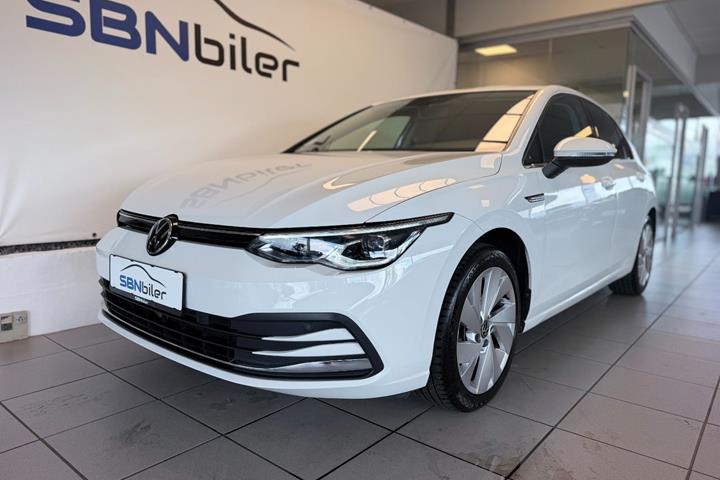 Hvid VW Golf VIII fra 2020