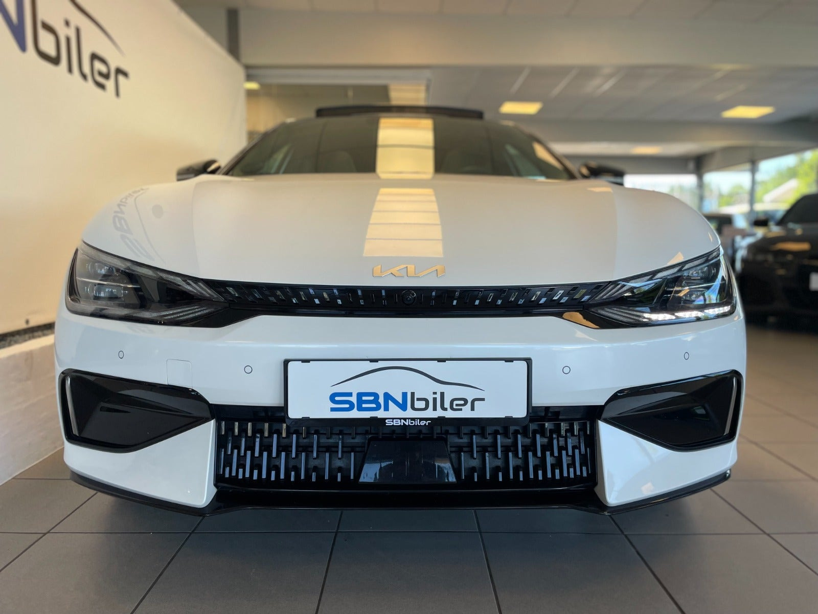 Hvid Kia EV6 fra 2024