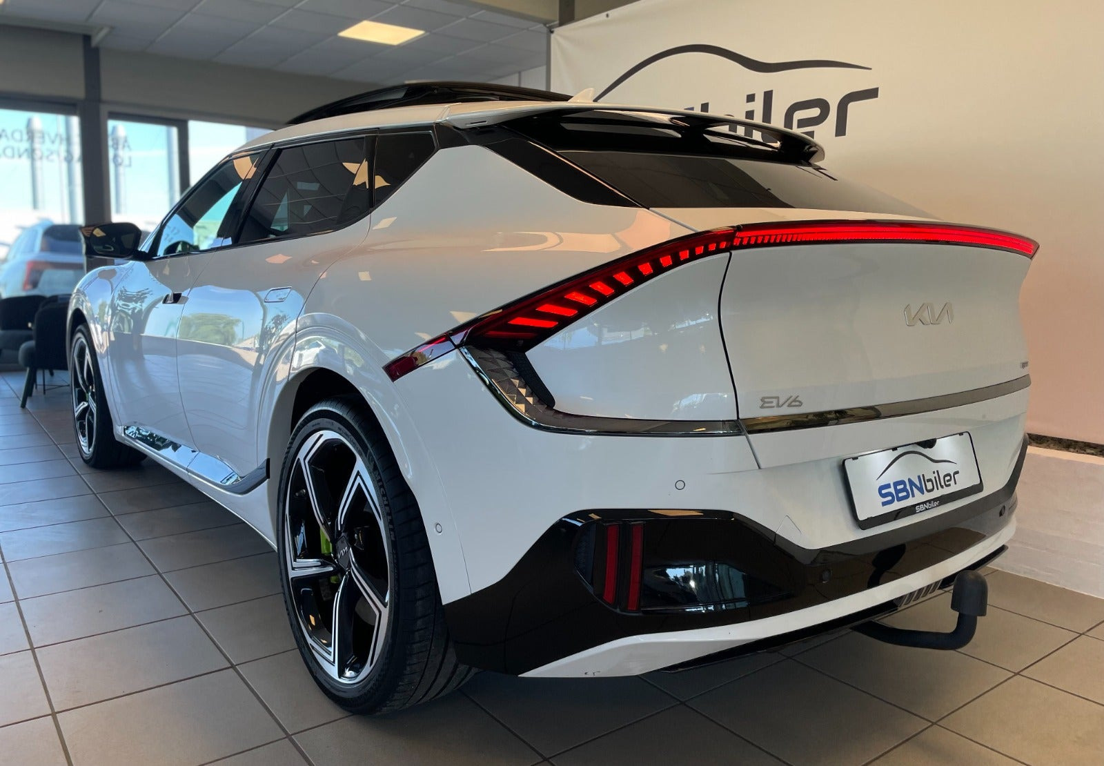 Hvid Kia EV6 fra 2024