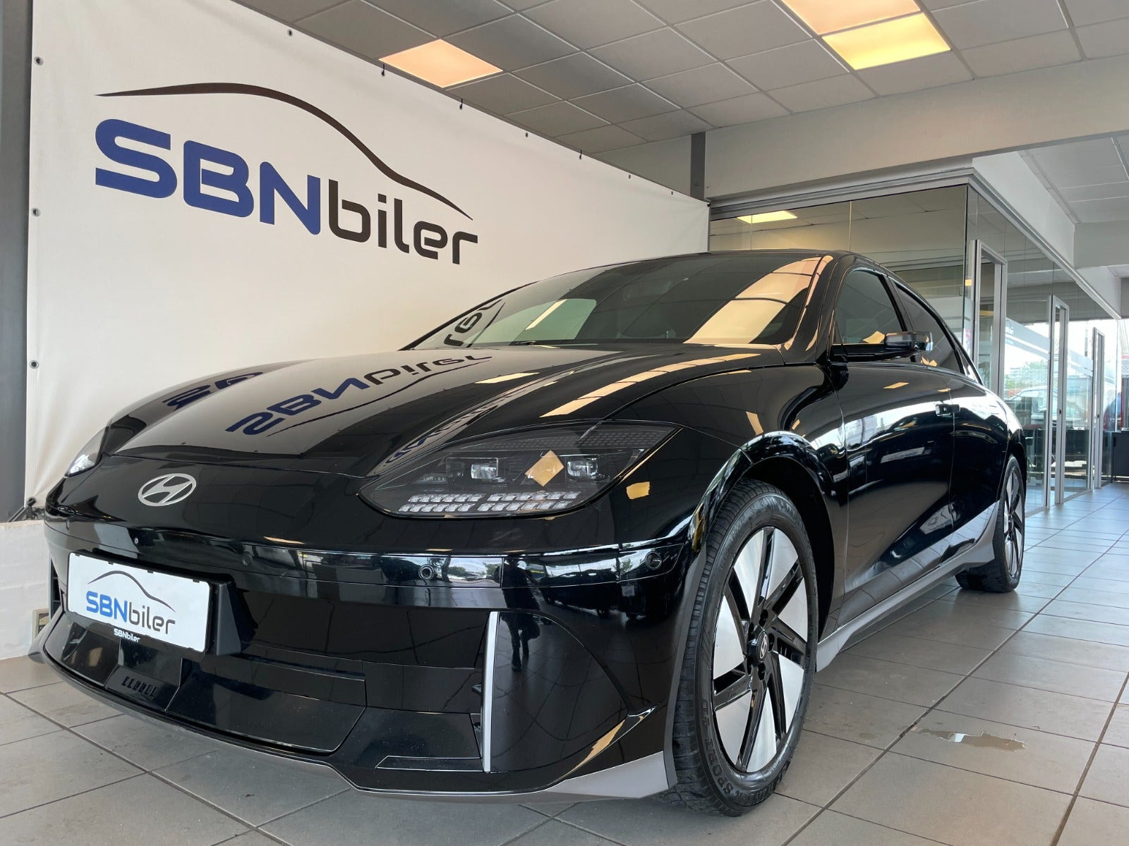 Sort Hyundai Ioniq 6 fra 2024