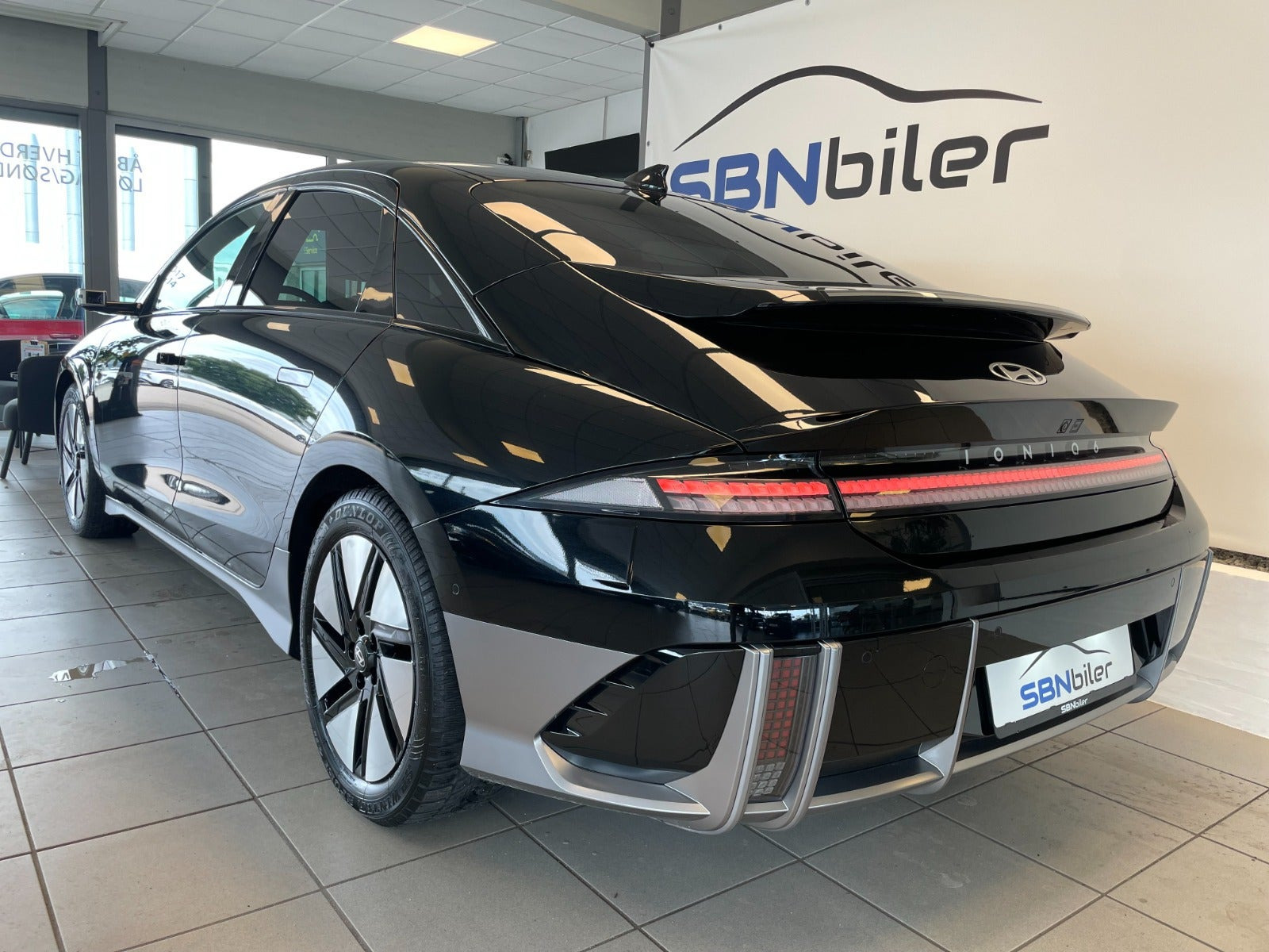Sort Hyundai Ioniq 6 fra 2024