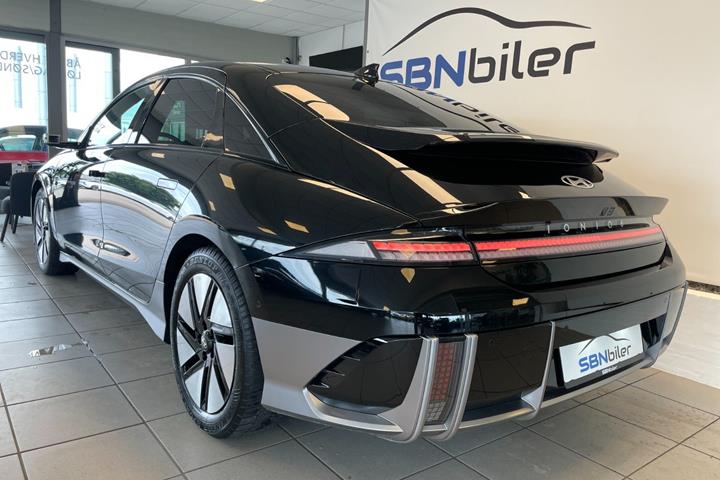 Sort Hyundai Ioniq 6 fra 2024