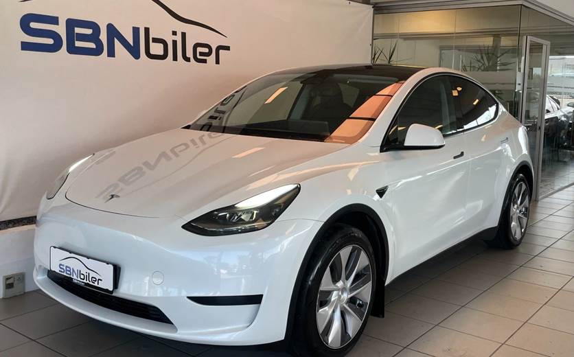 Tesla Model Y RWD